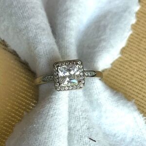 JewelScent Silver Fashion Ring